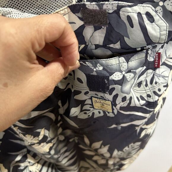 Tommy Bahama Relax Swim Trunks Black & White Hawaiian Print M - Picture 9 of 10